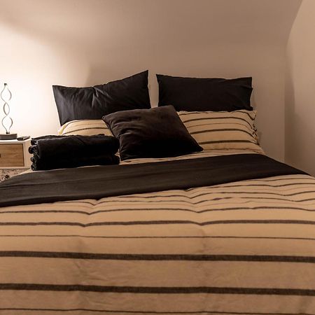 Lodging In Carrickfergus Centre Bagian luar foto