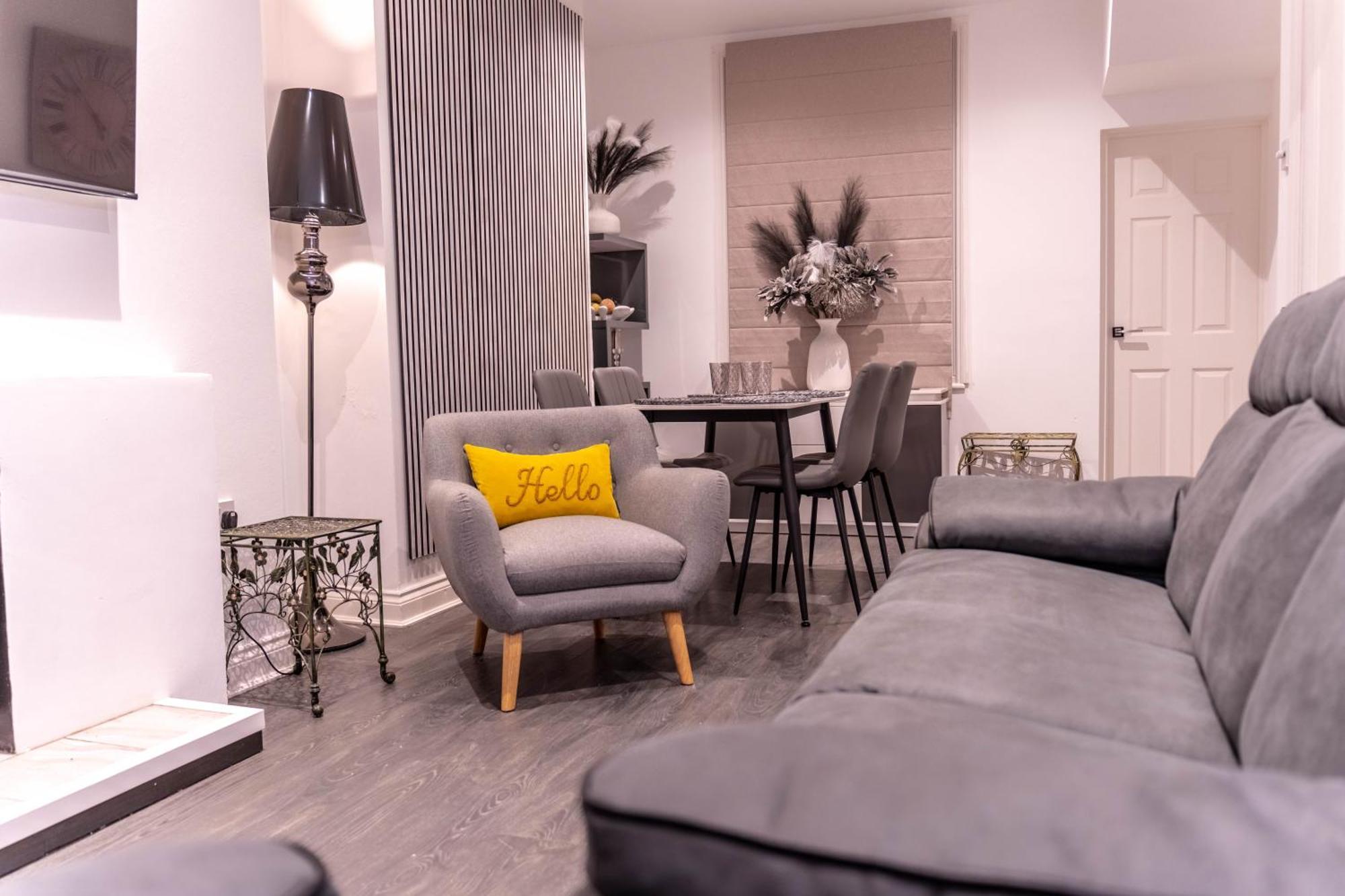 Lodging In Carrickfergus Centre Bagian luar foto
