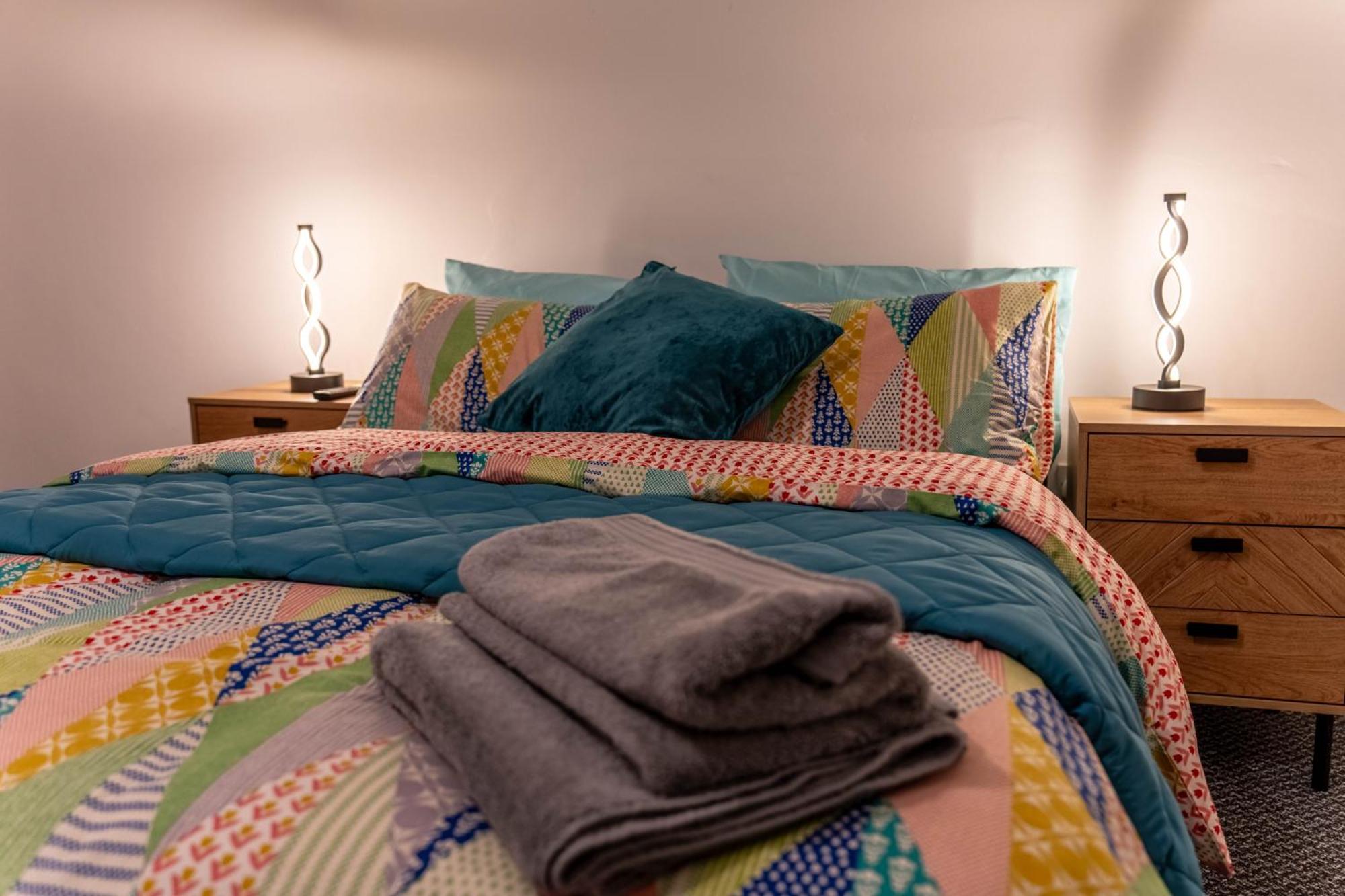 Lodging In Carrickfergus Centre Bagian luar foto